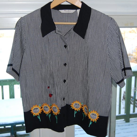 Sunflower Ladybug button down short sleeve